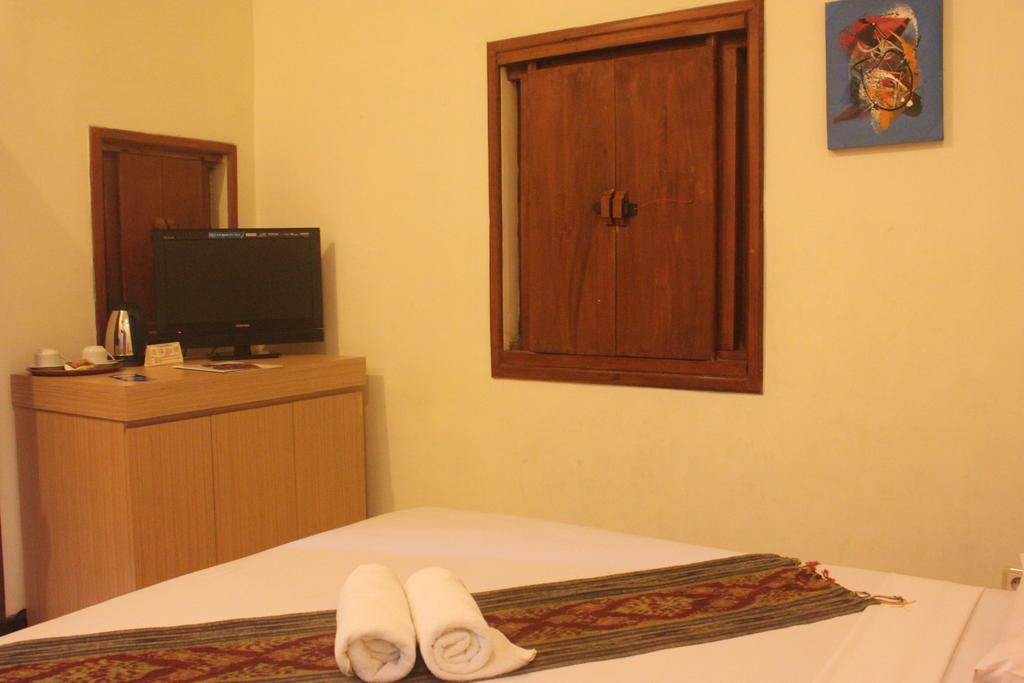Ubud Hotel And Villas มะลัง ภายนอก รูปภาพ
